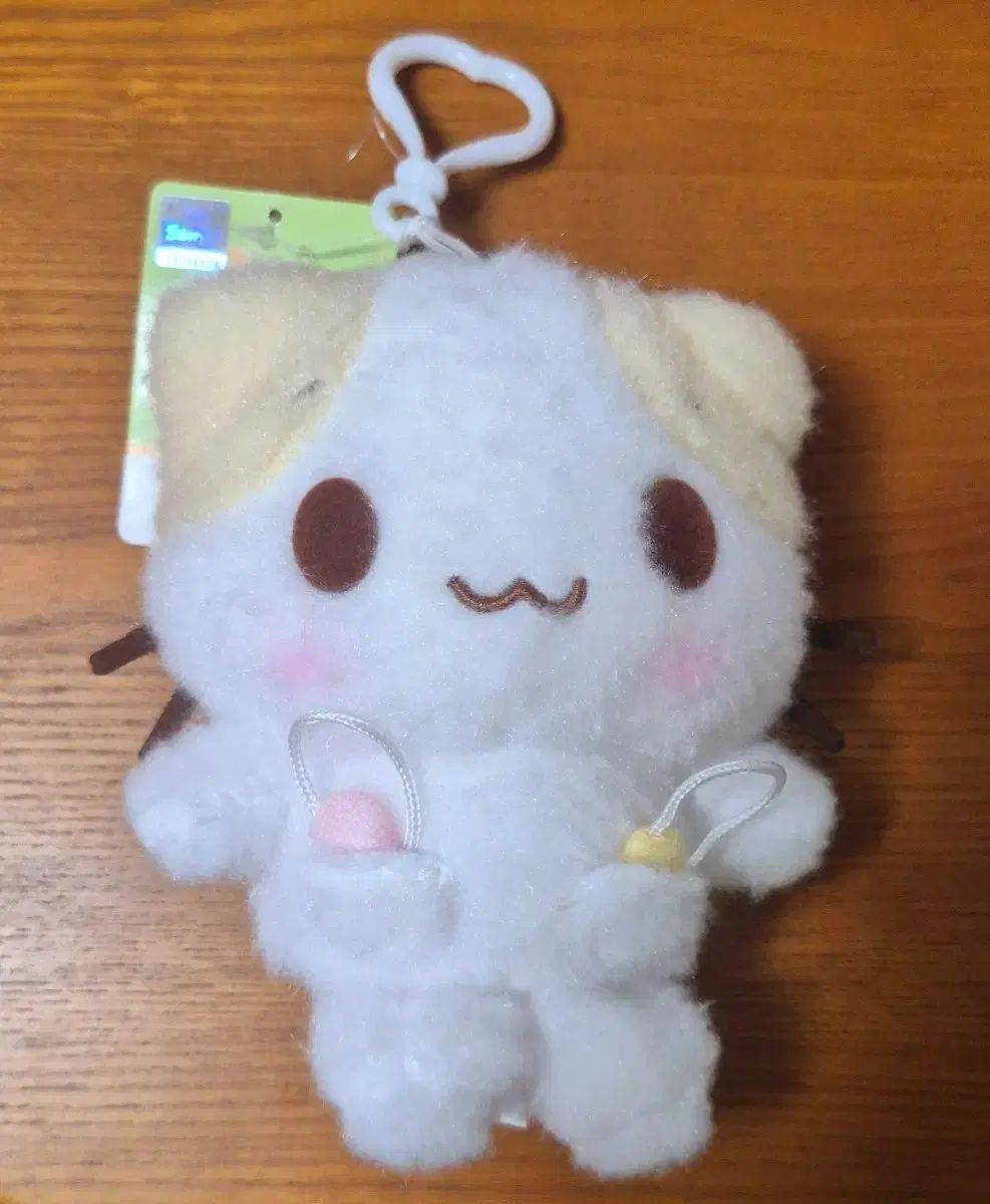 マシュマロみたいなふわふわにゃんこ マスコットホルダーなど3点
