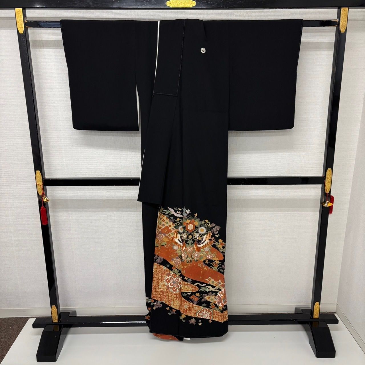 黒留袖 作家物 金駒刺繍 華紋 正倉院 五つ紋 正絹 着物 MK-2638 - メルカリ
