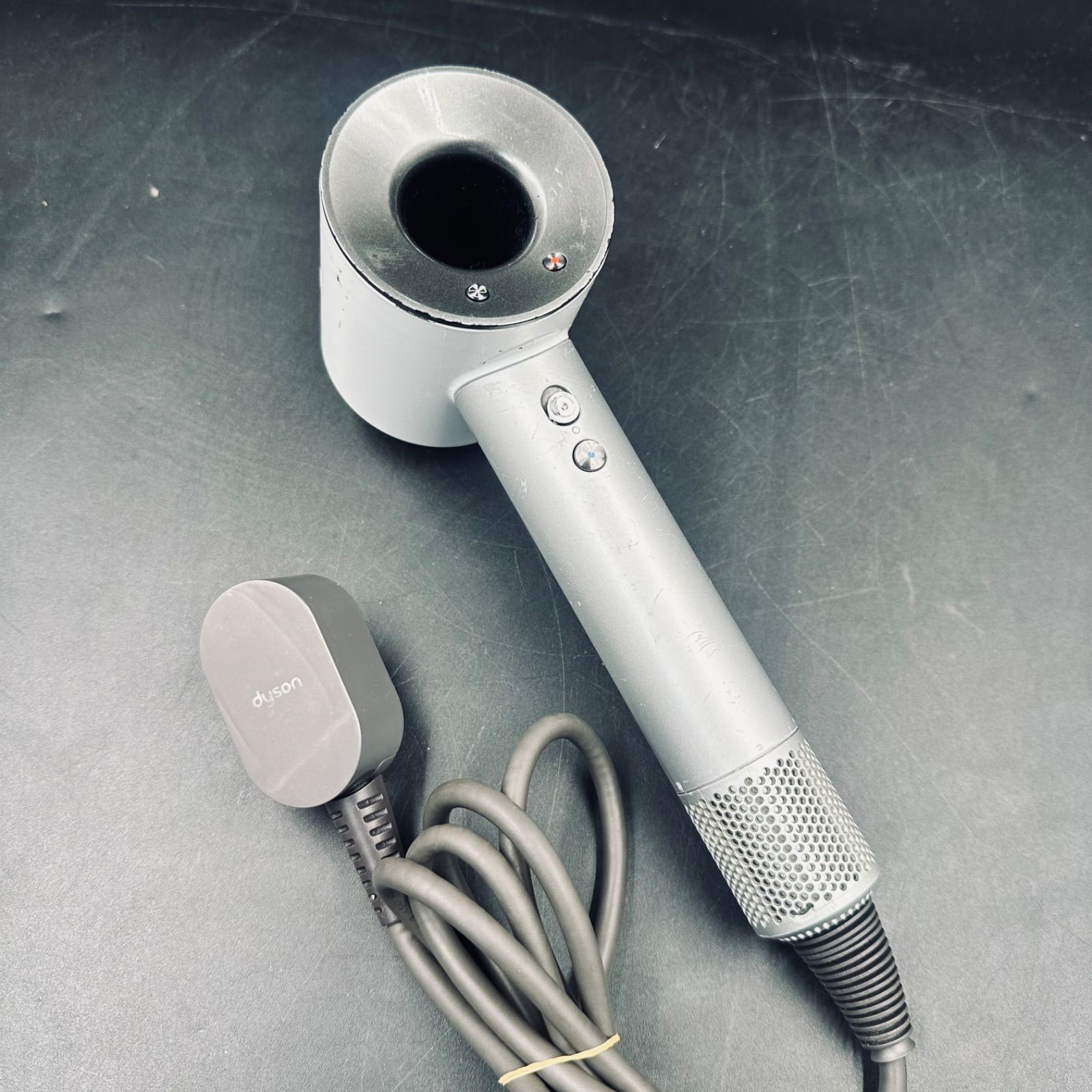 ダイソン　ドライヤー　HD01 ジャンク Dyson ダイソン ヘアドライヤー HD01 ジャンク - メルカリ