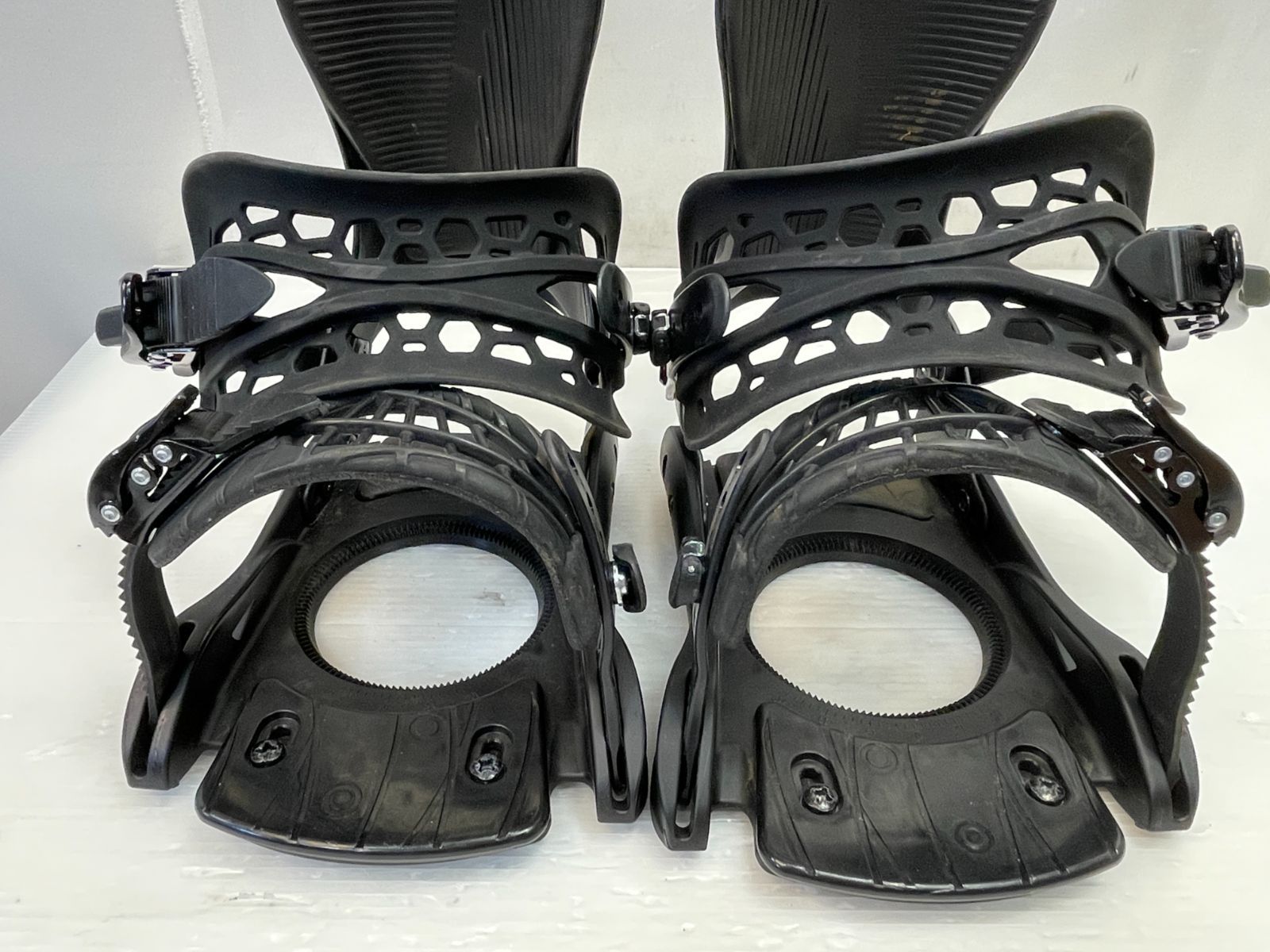 YELLOWBUS スノーボード ビンディング YELLOWBUS スノーボード ビンディング YELLOWBUS スノーボード