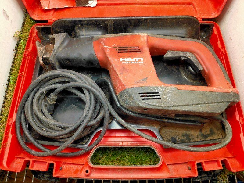 ☆HILTI (ヒルティ) コード式レシプロソー WSR 900-PE ケース付き 動作 