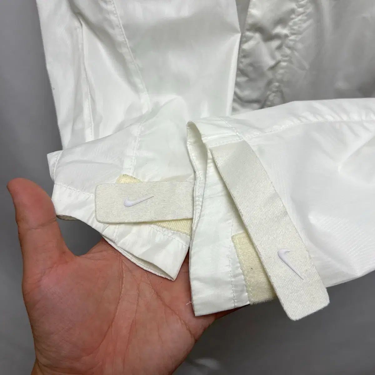 Nike Manchester United ウィンドブレーカー Nike マンチェスター・ユナイテッド ウィンドブレーカー オレンジ