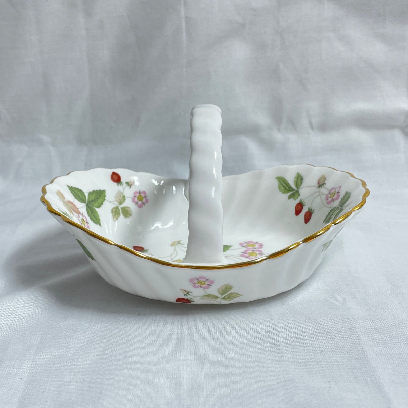 WEDGWOOD ウェッジウッド ワイルドストロベリー カンタベリー