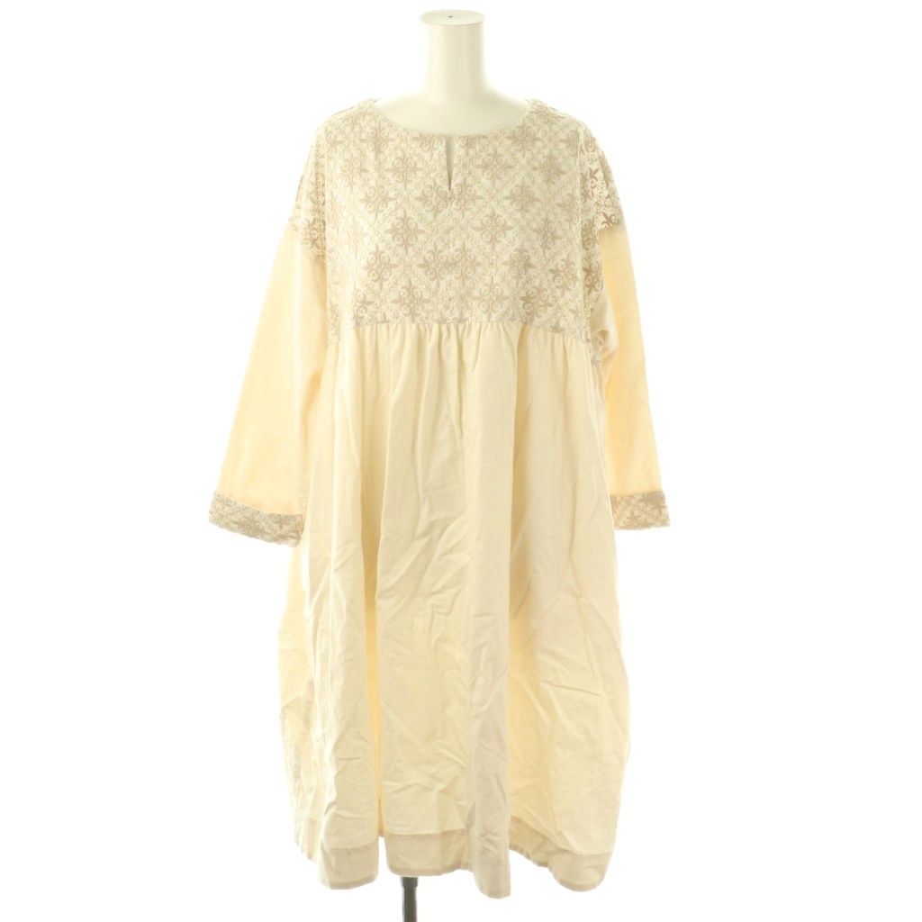 美品✨コットンハウスアヤ　花柄ワンピース　ベージュ　ウール 美品✨コットンハウスアヤ 花柄ワンピース ベージュ ウール □レース衿花柄