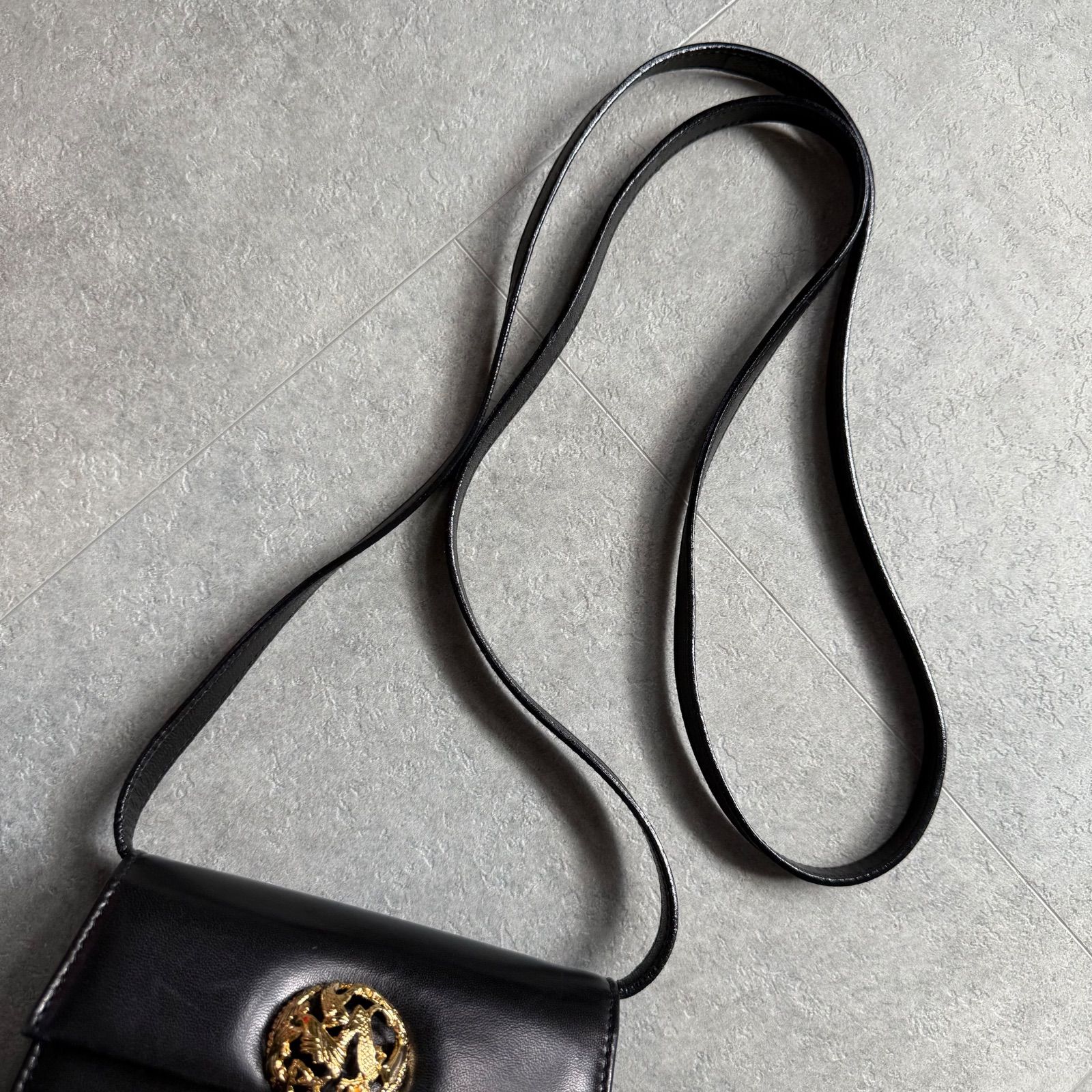 美品 希少 SalvatoreFerragamo サルヴァトーレフェラガモ フリンジ 