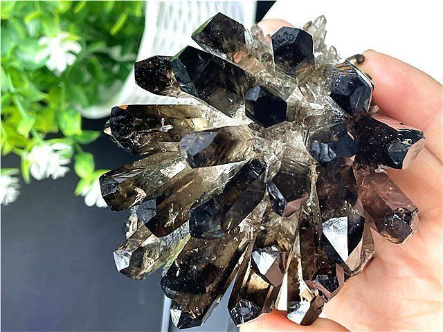 ★超綺麗高透明度水晶クラスターB87B6/288B34A 1210g☆超綺麗高透明度水晶クラスターB89B6/184B10C - メルカリ