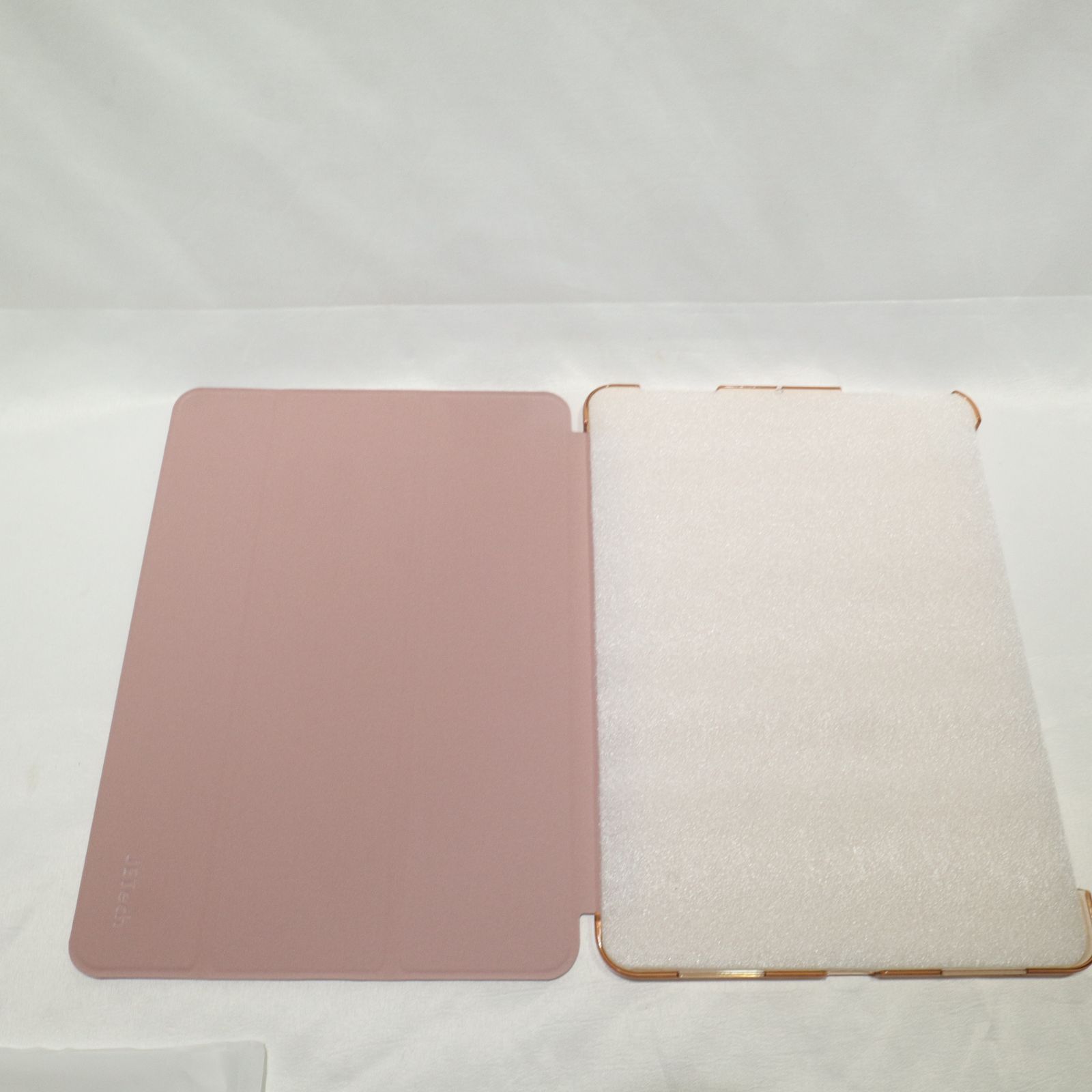 JETech iPad Air ケース ピンクゴールド 第7/6/5/4世代 - メルカリ