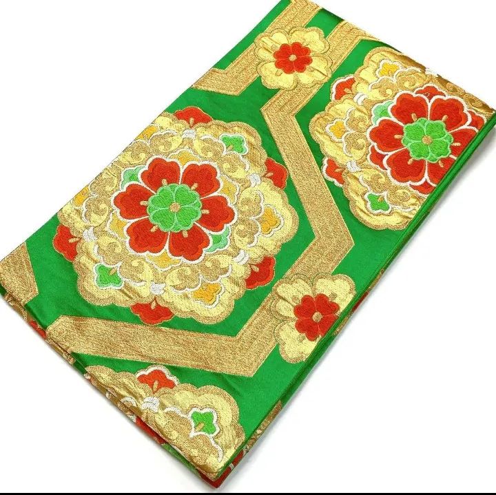 袋帯　六通　振袖　華やか金箔　帯　吉祥紋様 袋帯 六通 振袖 華やか金箔 帯 吉祥紋様