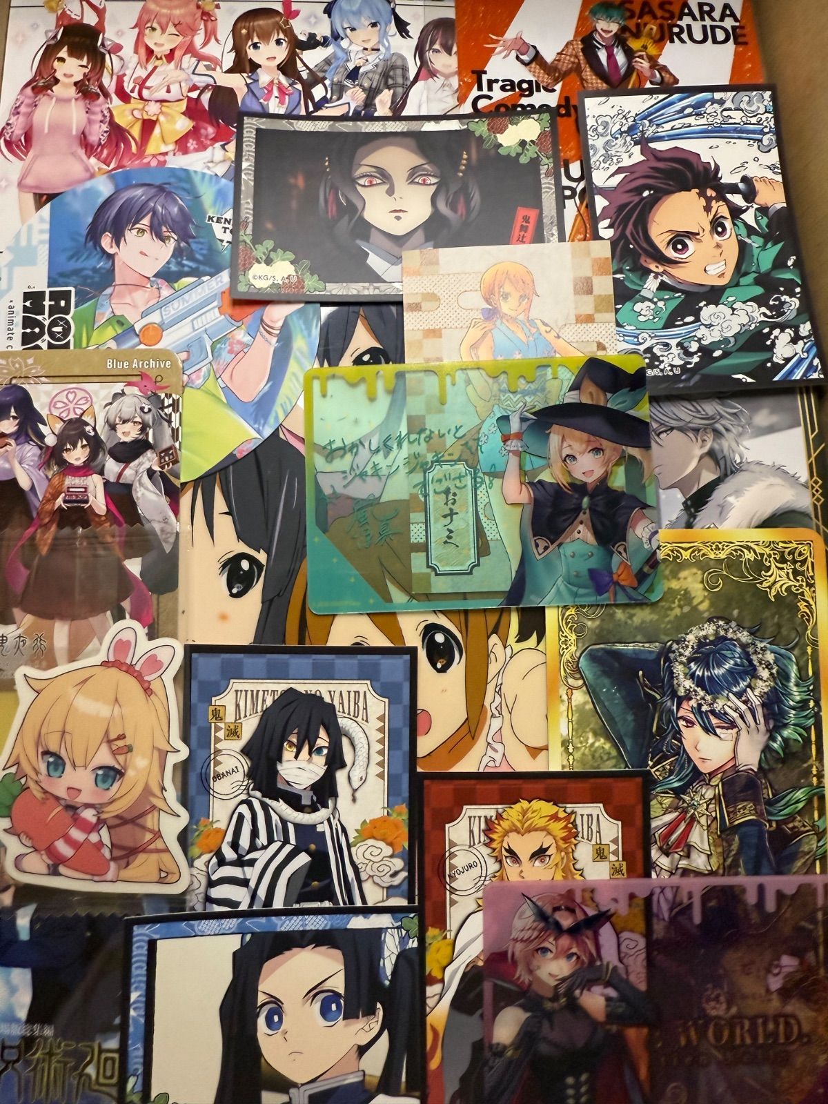 紙類 アニメ ゲーム まとめ売り 大量 コースター ポストカード カード