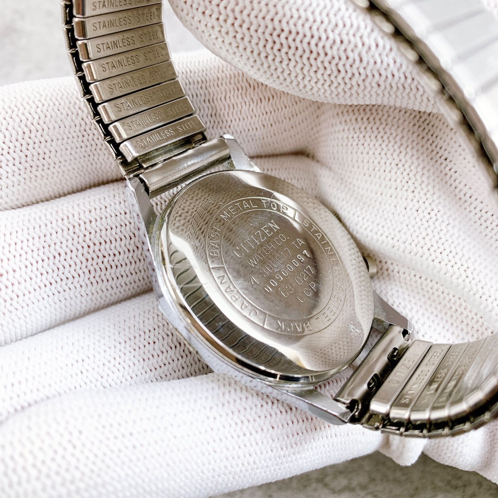 H-408 シチズン CITIZEN Shine シャイン 4-300017TA 63-0217 腕時計 