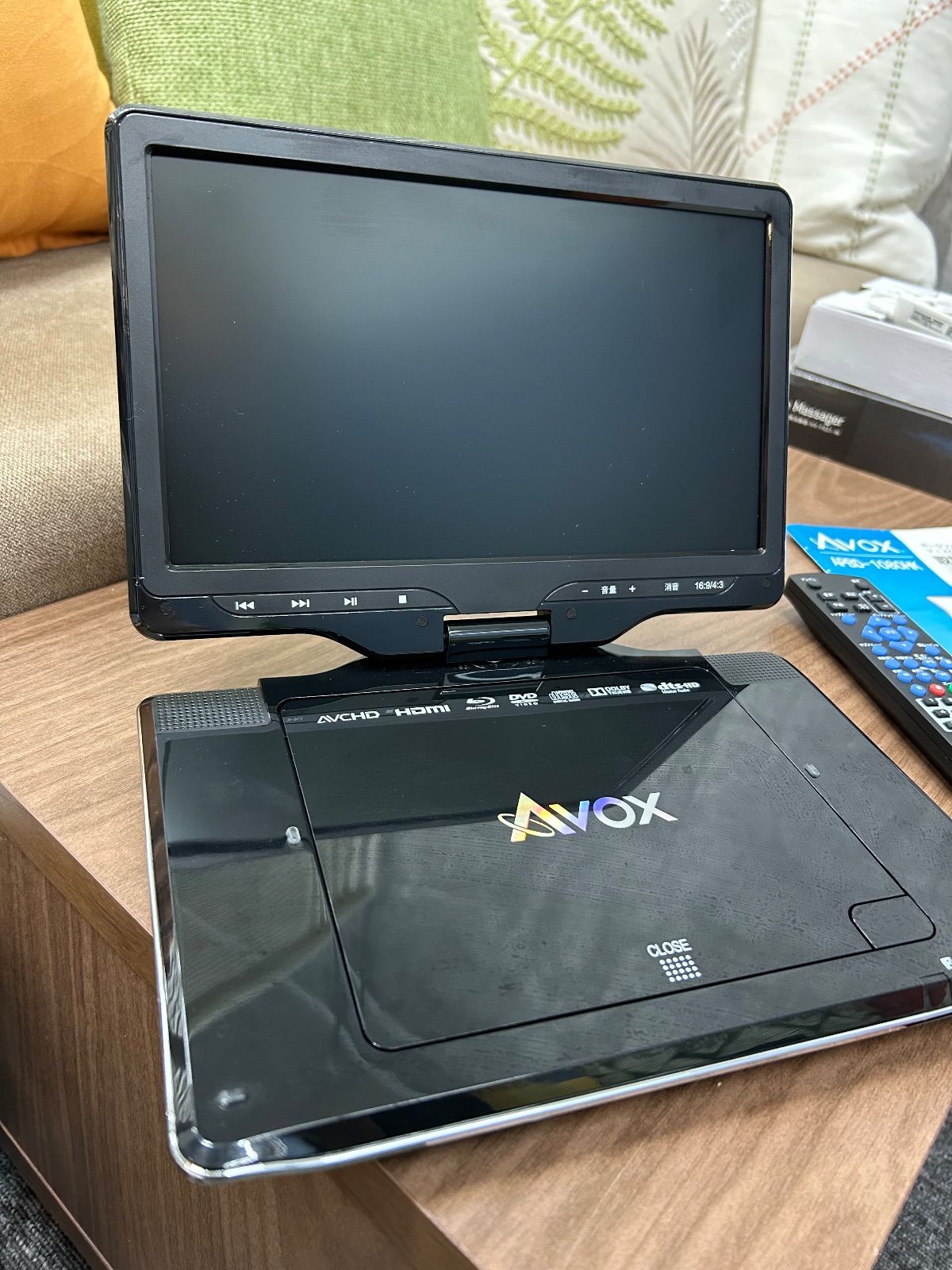 AVOX 10インチ ポータブルDVDプレイヤー APBD-1080HK - メルカリ