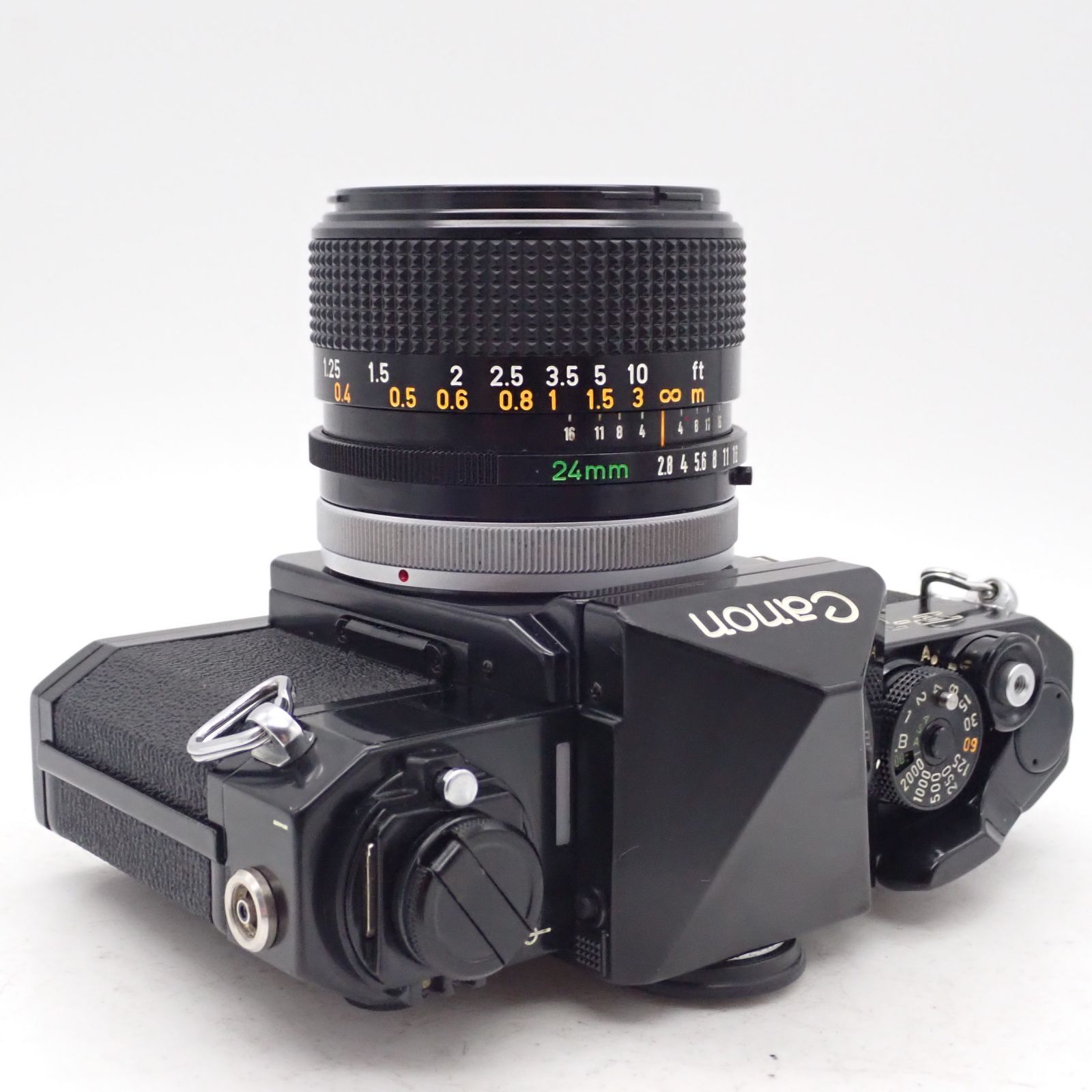 Canon F-1 フィルムカメラ 24mmレンズ他レンズ3本 Canon F-1 フィルムカメラ 24mmレンズ他レンズ3本