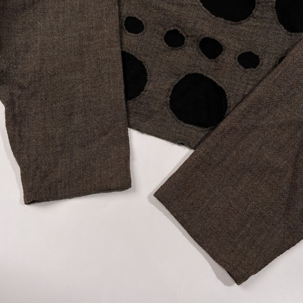 慈雨 ジウ センソユニコ ドット 水玉 ハイネック ウール 長袖