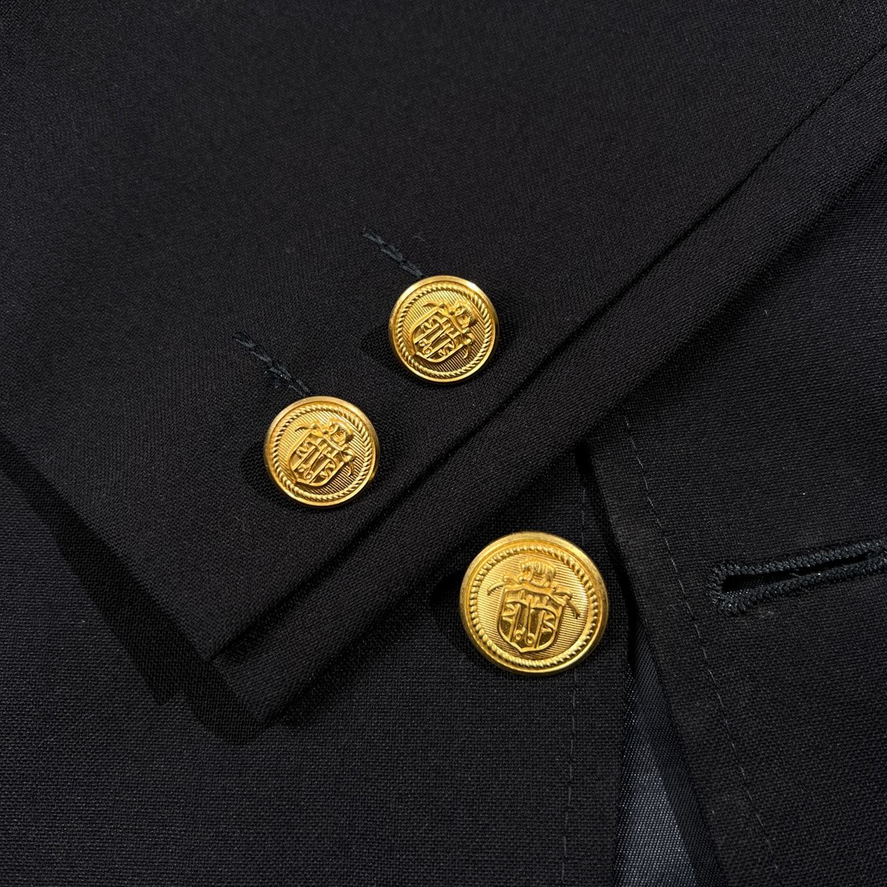 J.PRESS ジェイプレス 金ボタン 段返り3B テーラードジャケット 紺ブレ