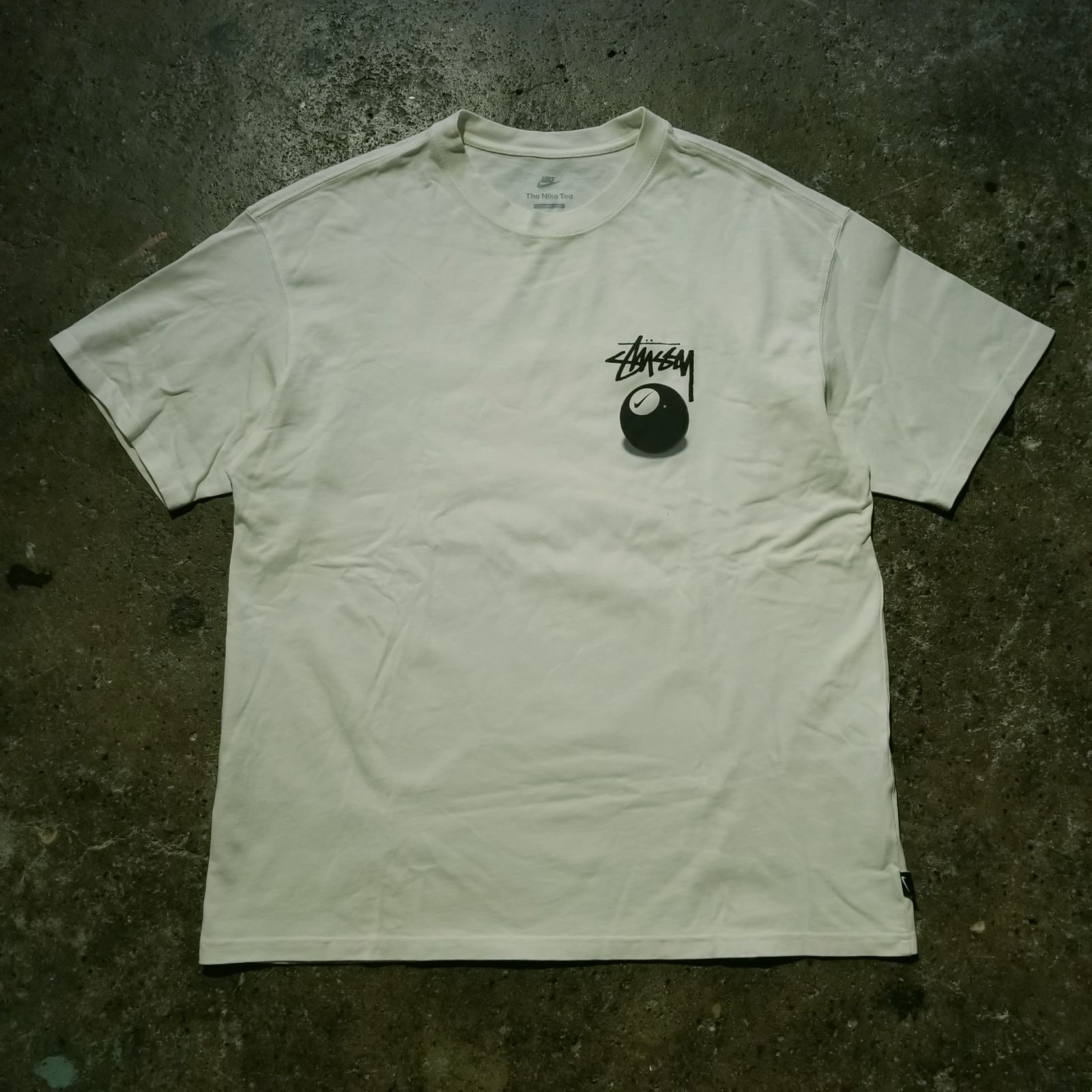 STUSSY 22ss × NIKE SS 8 Ball T-Shirt L ホワイト ステューシー