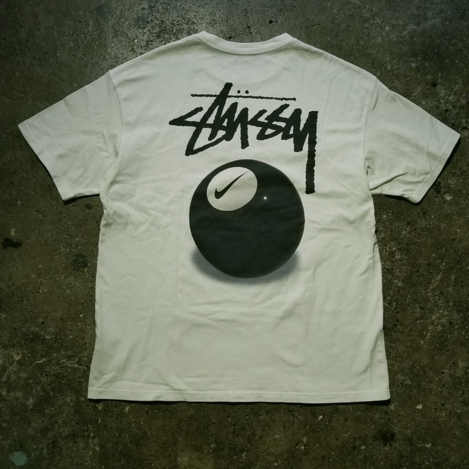 STUSSY 22ss × NIKE SS 8 Ball T-Shirt L ホワイト ステューシー