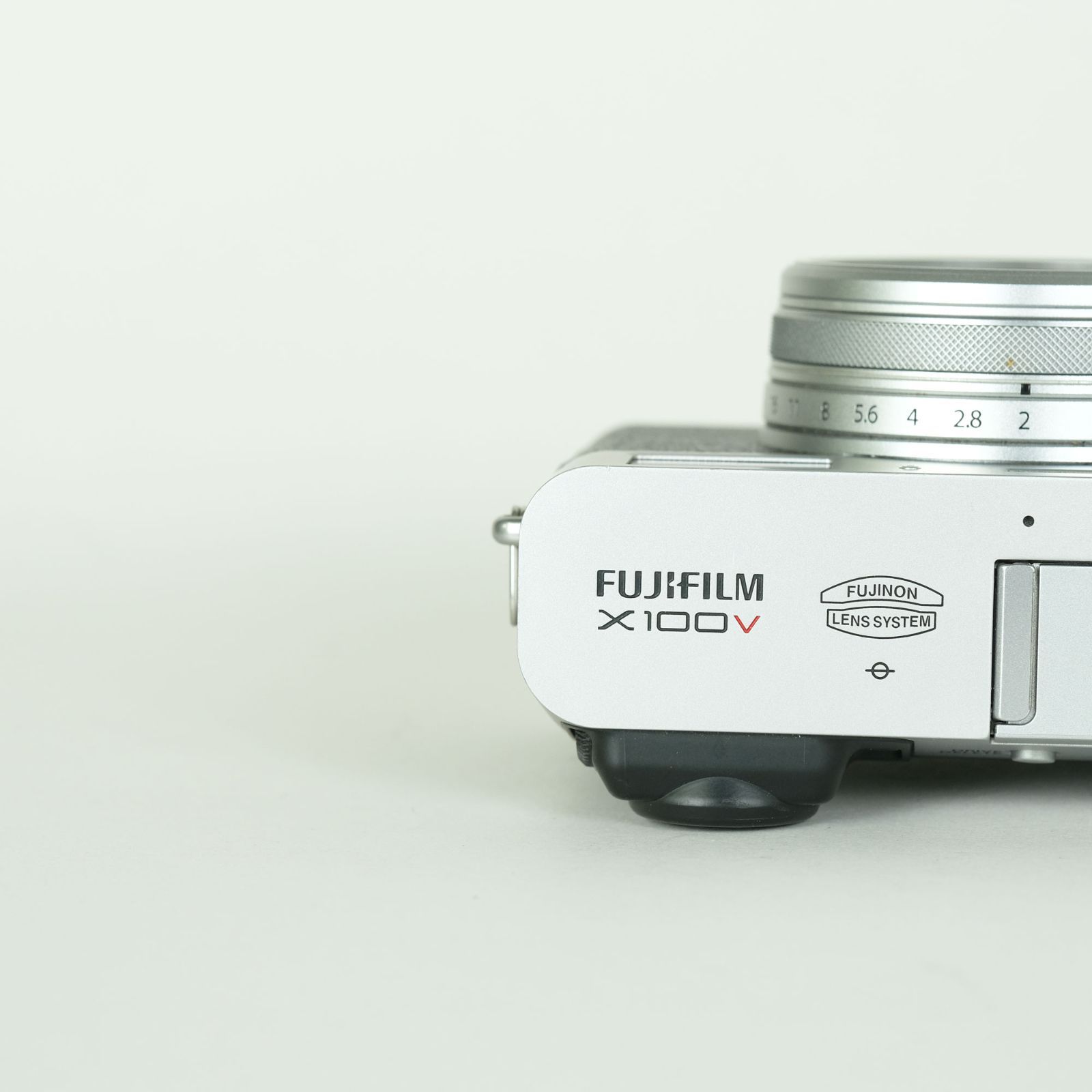 Fujifilm X100V シルバー FUJIFILM X100V シルバーの出品 | ONE SCENE（ワンシーン）