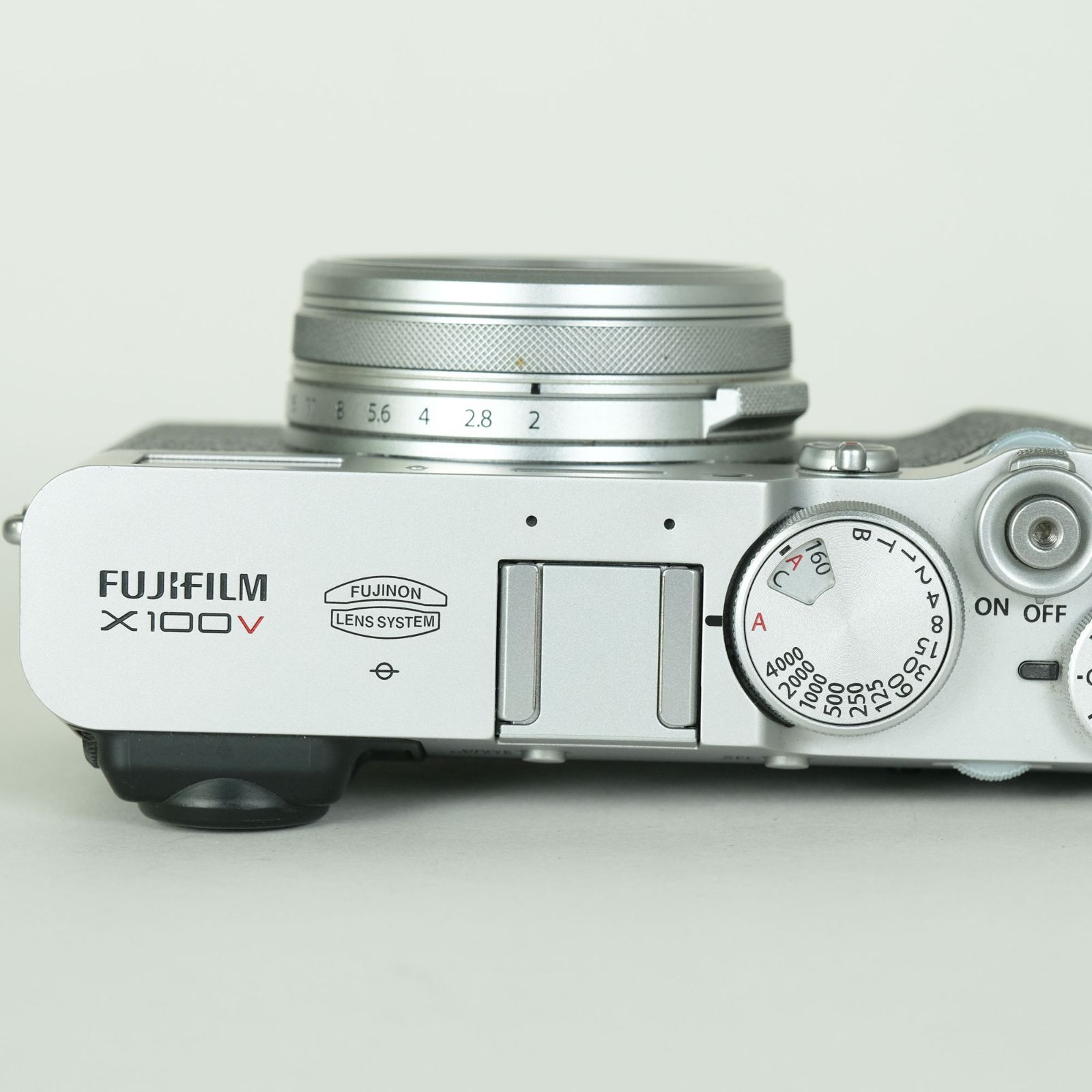 美品 | シャッター数7,300回] FUJIFILM X100V シルバー | コンパクト