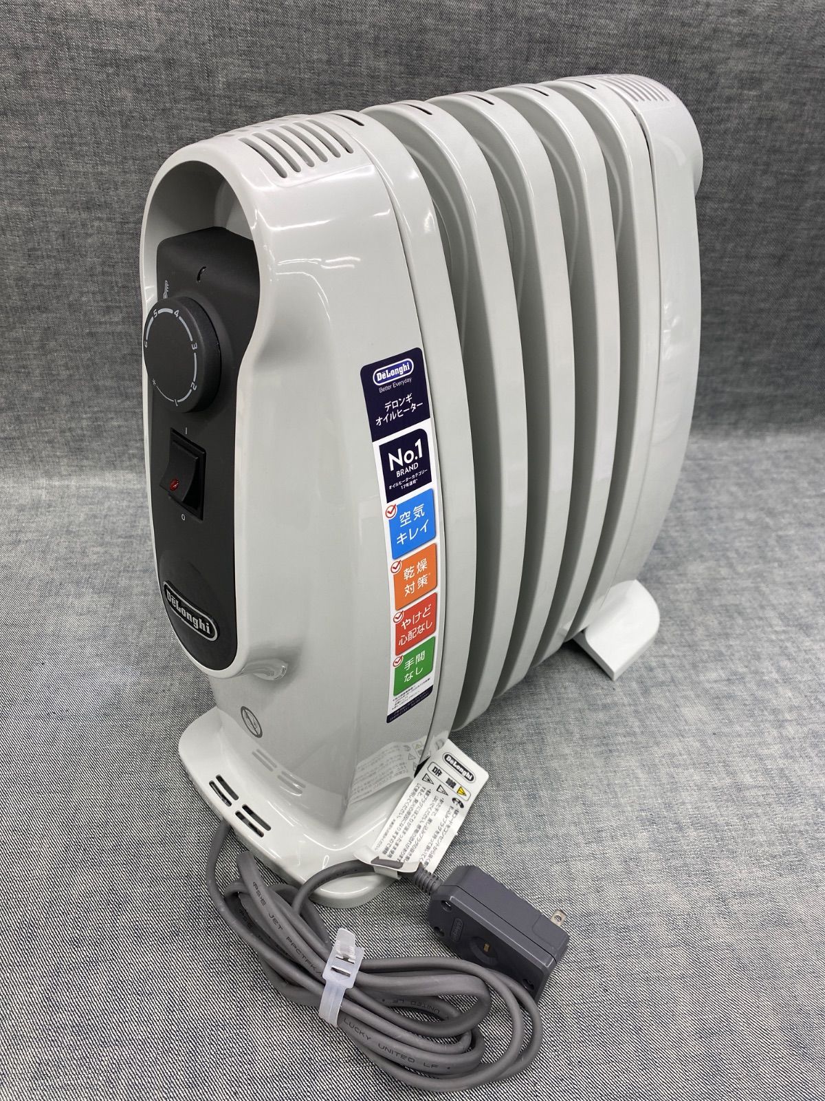 AM ≪ 品≫ デロンギ オイルヒーター RHJO A 0505 DW