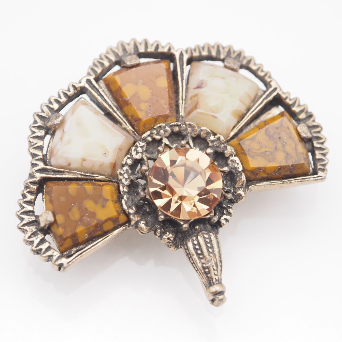 L911 イギリス ヴィンテージ MIRACLE ミラクル ブローチ 天然石風