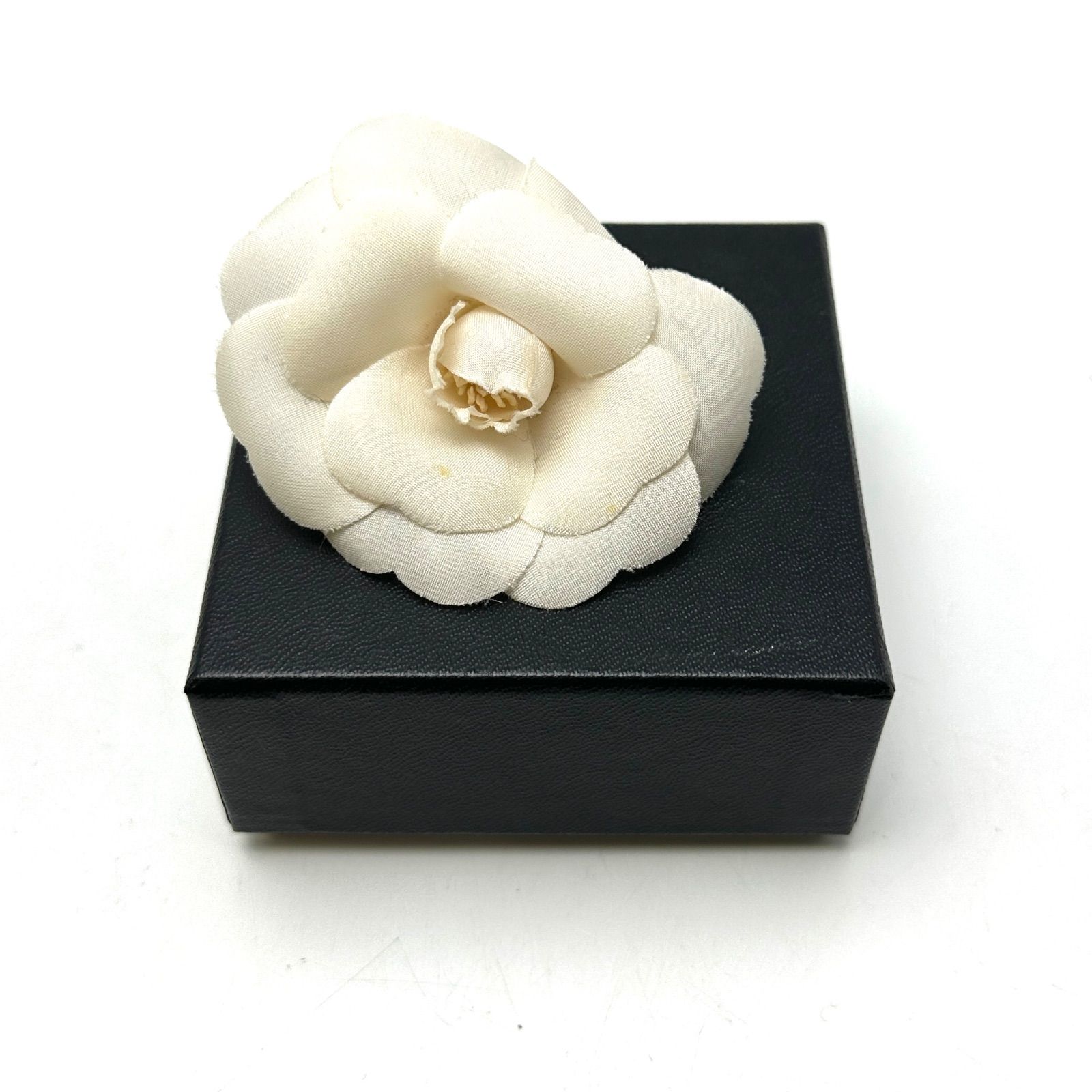 楠本質店/元住吉】シャネル CHANEL カメリア コサージュ ホワイト