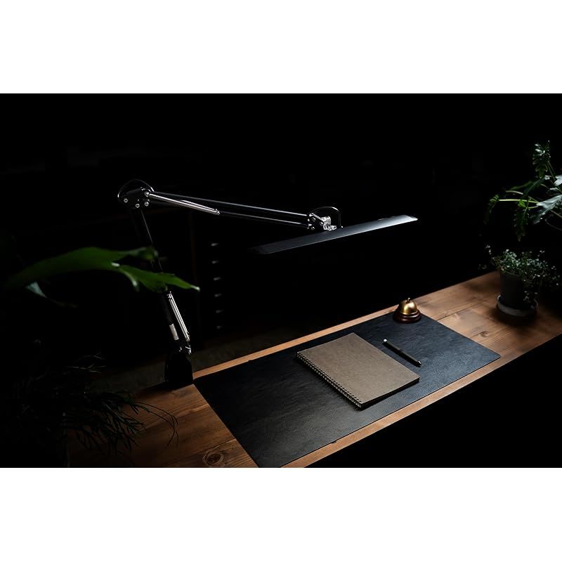 山田照明 Zライト デスクライト LED 高演色Ra94 肌色きれい 明るさ