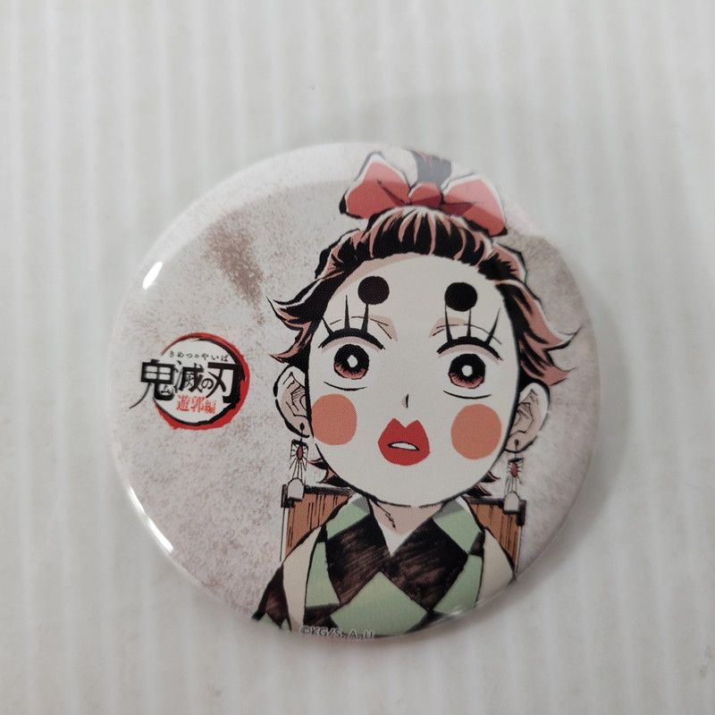 中古美品】 鬼滅の刃 全集中展 無限列車編 遊郭編 幕間画 缶バッジ 炭