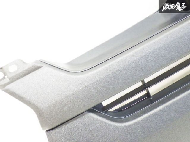 ★割れ無し★トヨタ 純正 200系 ハイエース 4型 ナロー 標準 フロントグリル ラジエーターグリル 53100-26370 塗装品/チップ塗装
