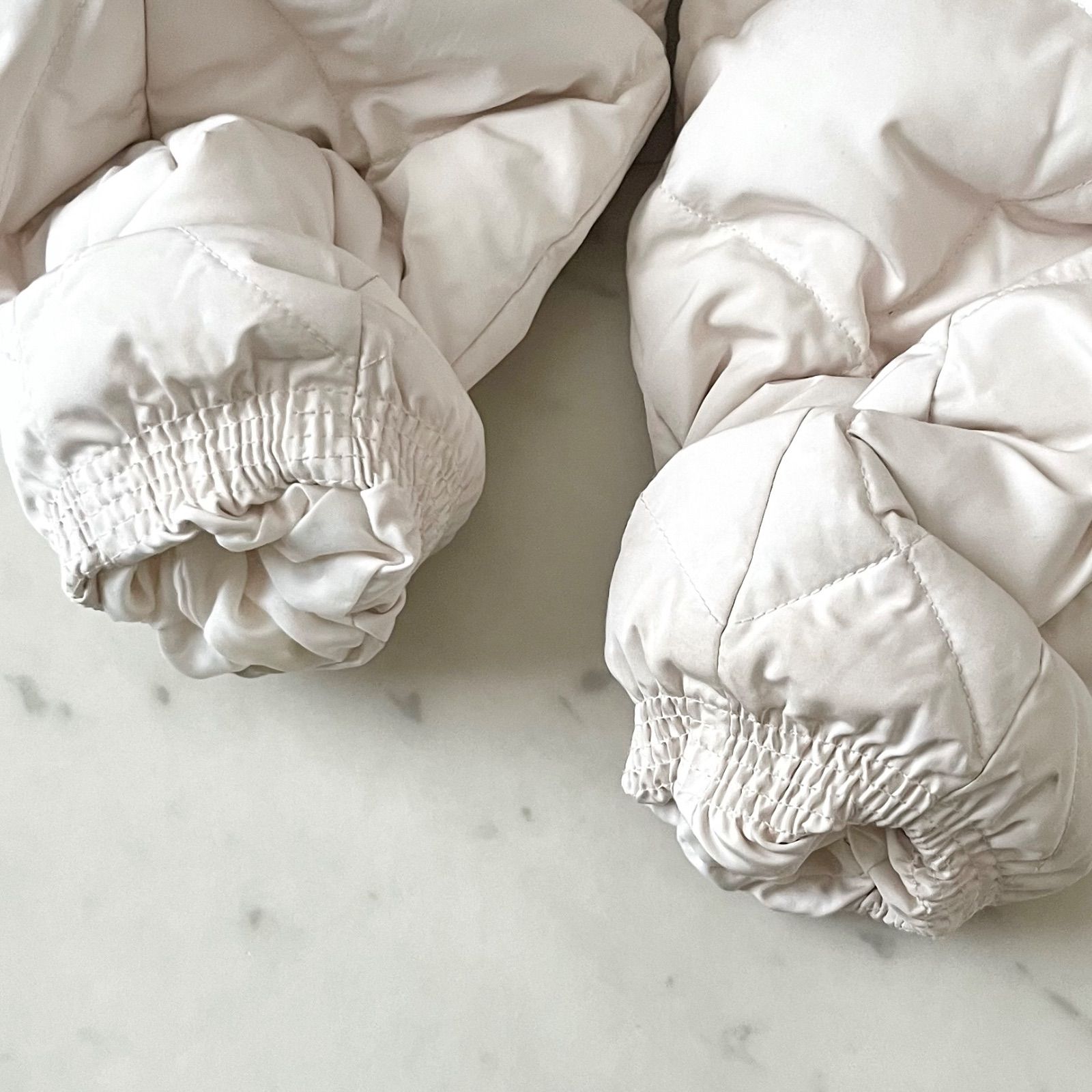 【極美品✨】アーバンリサーチ コクーンキルティングダウン アイボリー acuta 人気//URBAN RESEARCH アーバンリサーチ コクーンキルティングダウン