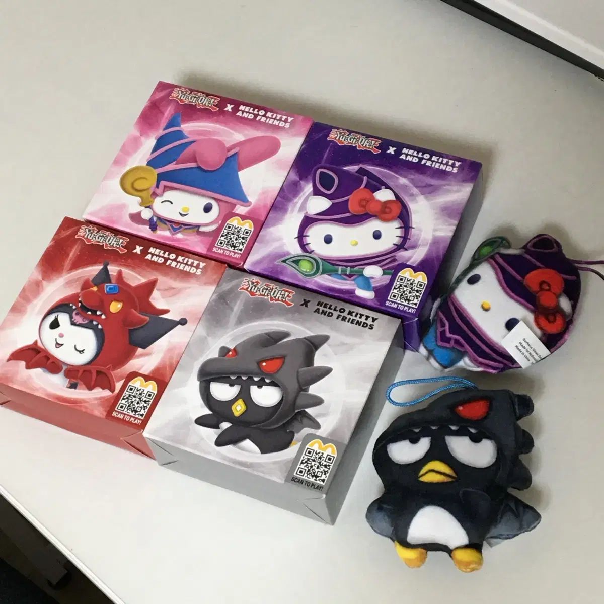 まとめ)マクドナルド ハッピーセット 遊☆戯☆王 サンリオ コラボ