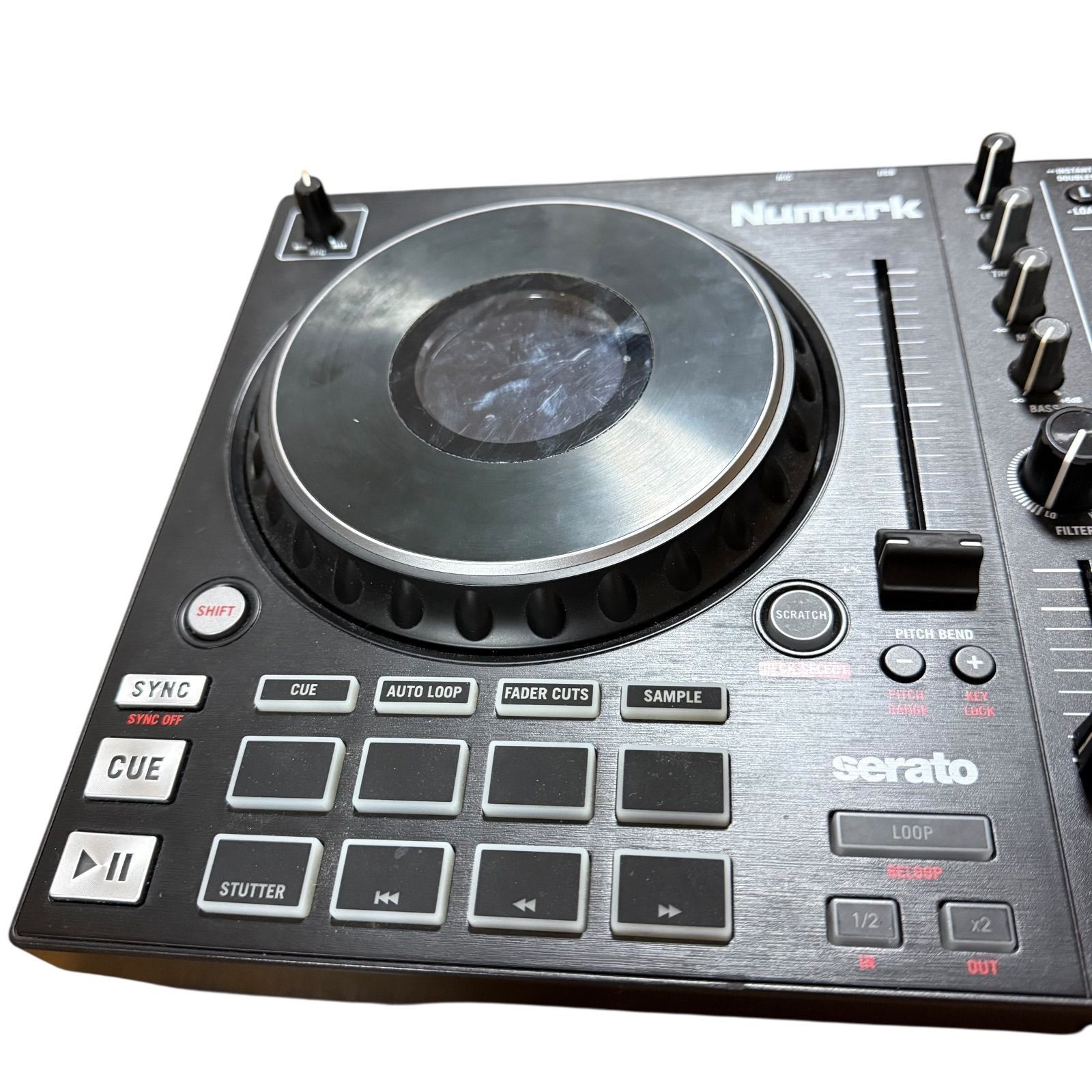 中古美品】Numark MIXTRACK PLATINUM FX 4デッキ対応 PC DJ