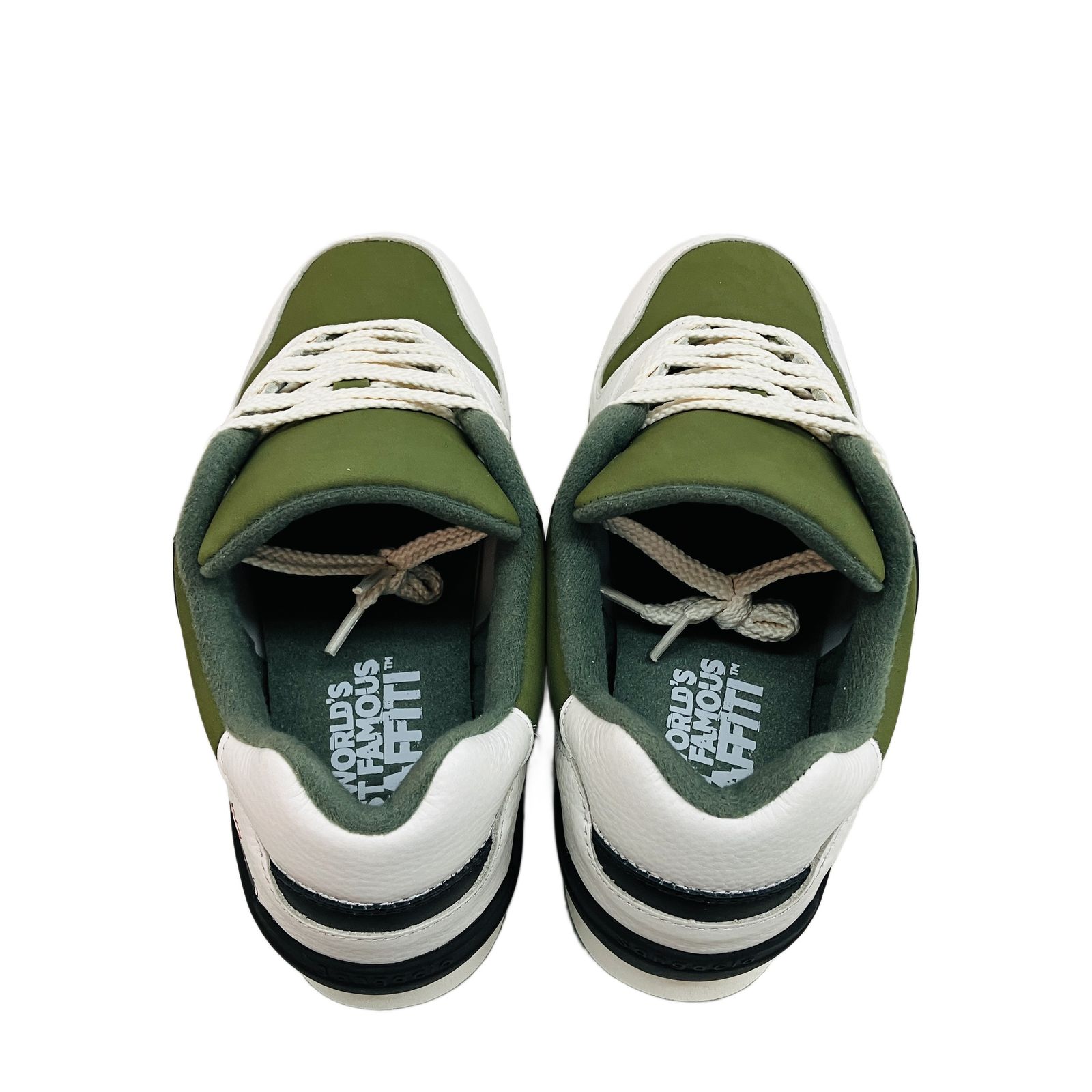via SANGACIO Banksy にゅ〜ず × BRANDALISED BONSAI スニーカー 24.5 