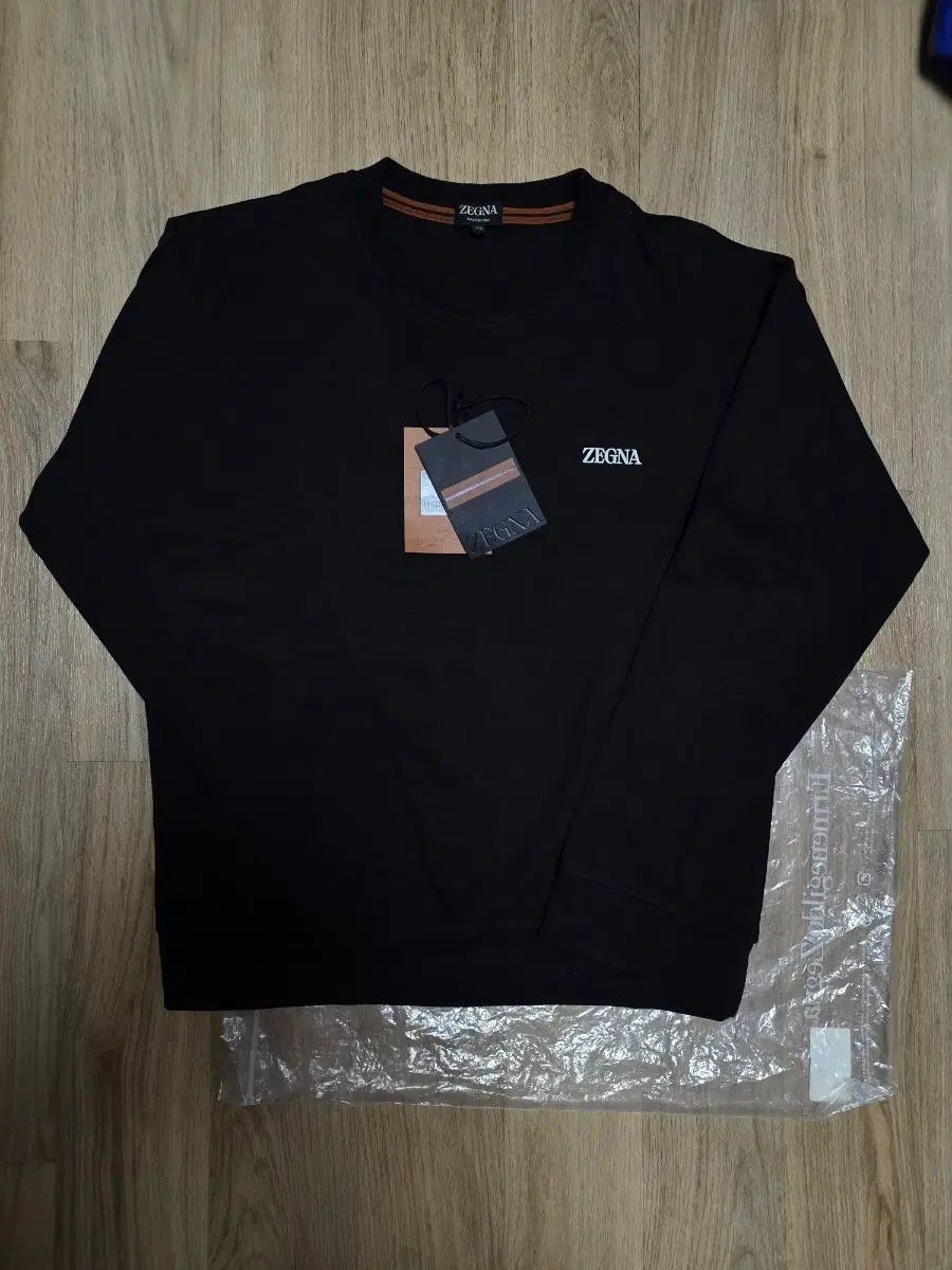 Ermenegildo Zegna(エルメネジルド ゼニア) スウェット ブラックカラー