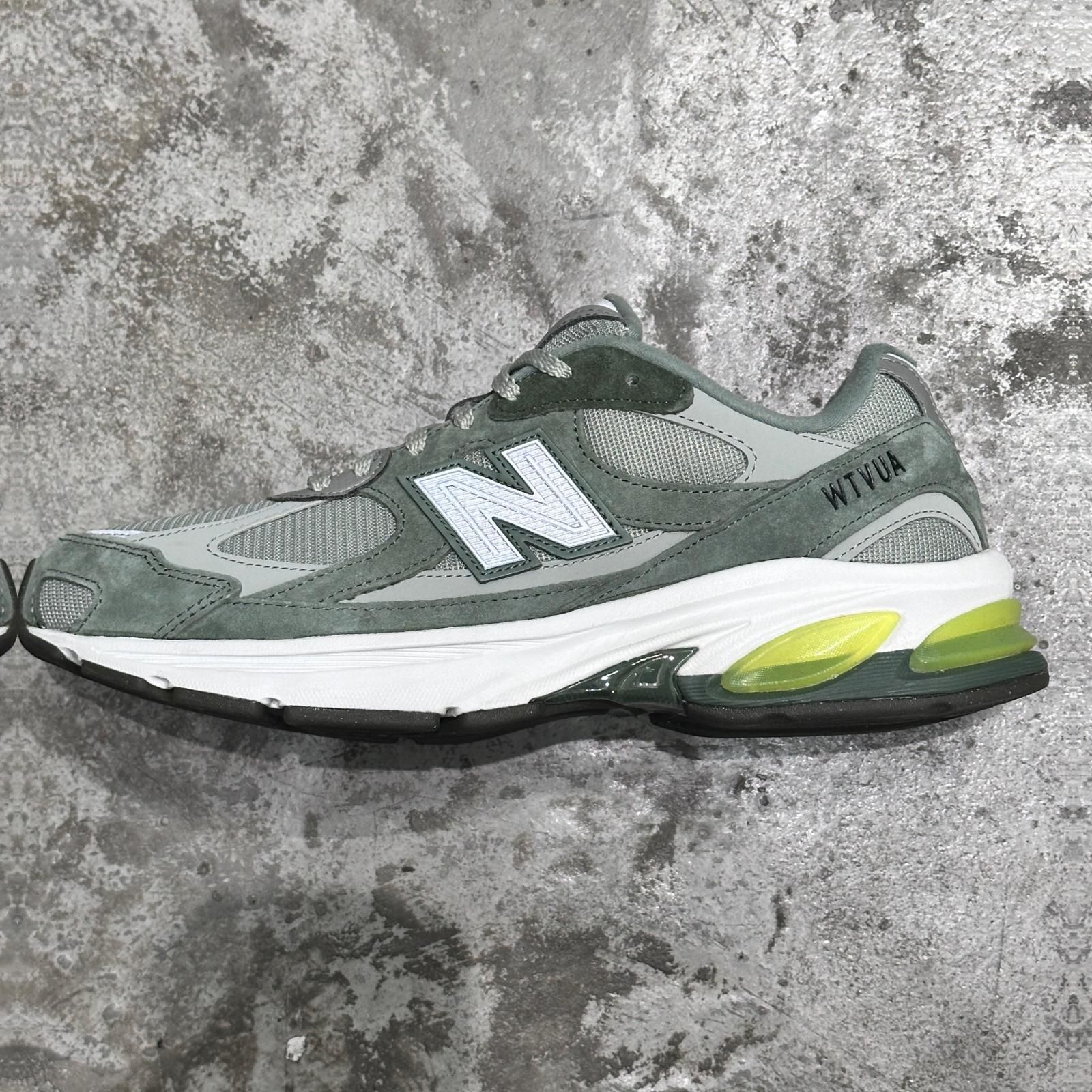 NEW BALANCE × WTAPS ABZORB 2010 アブゾーブ ローカットスニーカー 