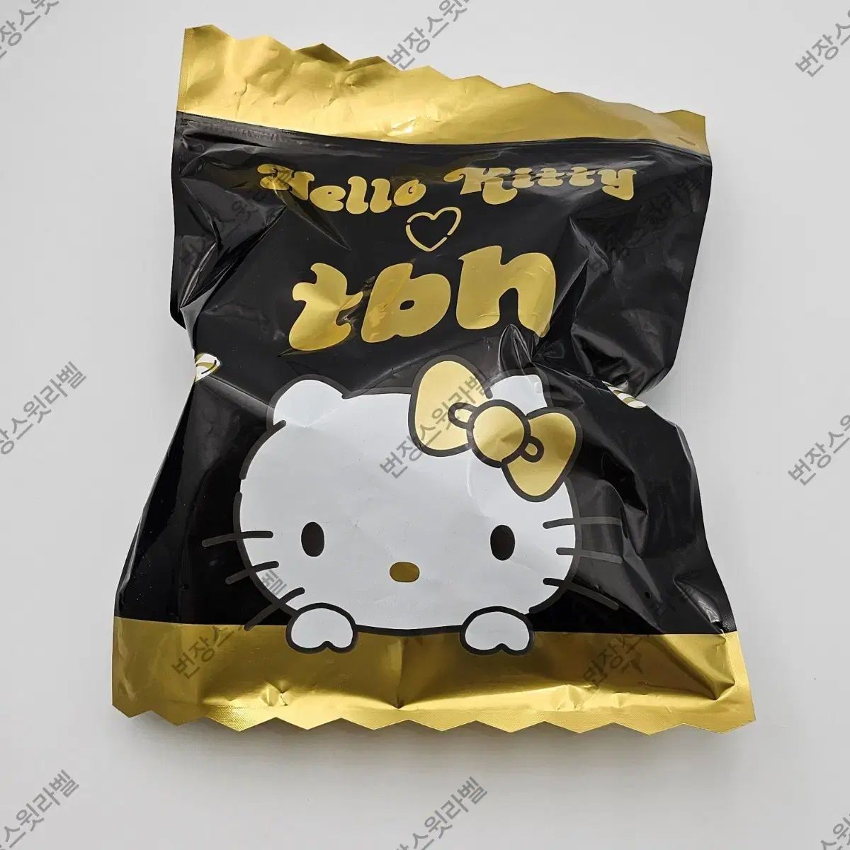 tbh ハローキティ イヤーマフ キティ ポップアップ ソウルリミテッド