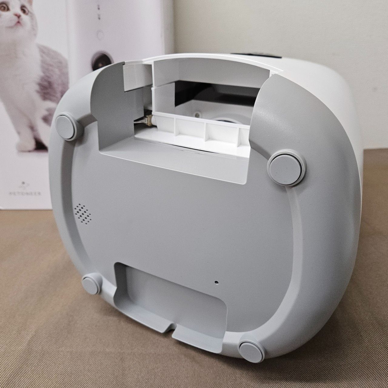 PETONEER】ニュートリビジョン・スマートペットフィーダー Amazon