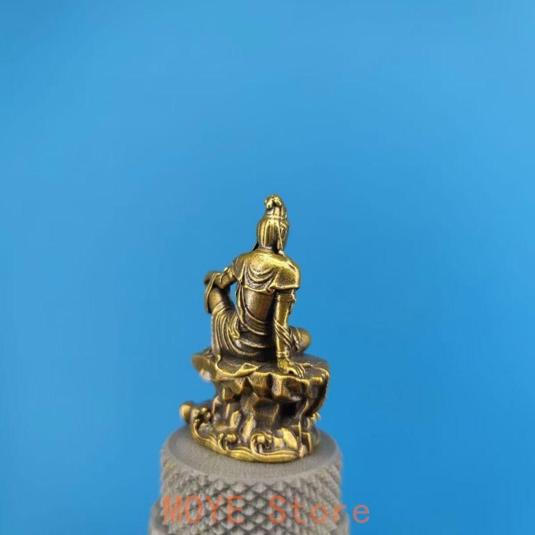 仏教美術 仏像 小仏像 水月自在観音菩薩像 銅製 銅器 - メルカリ