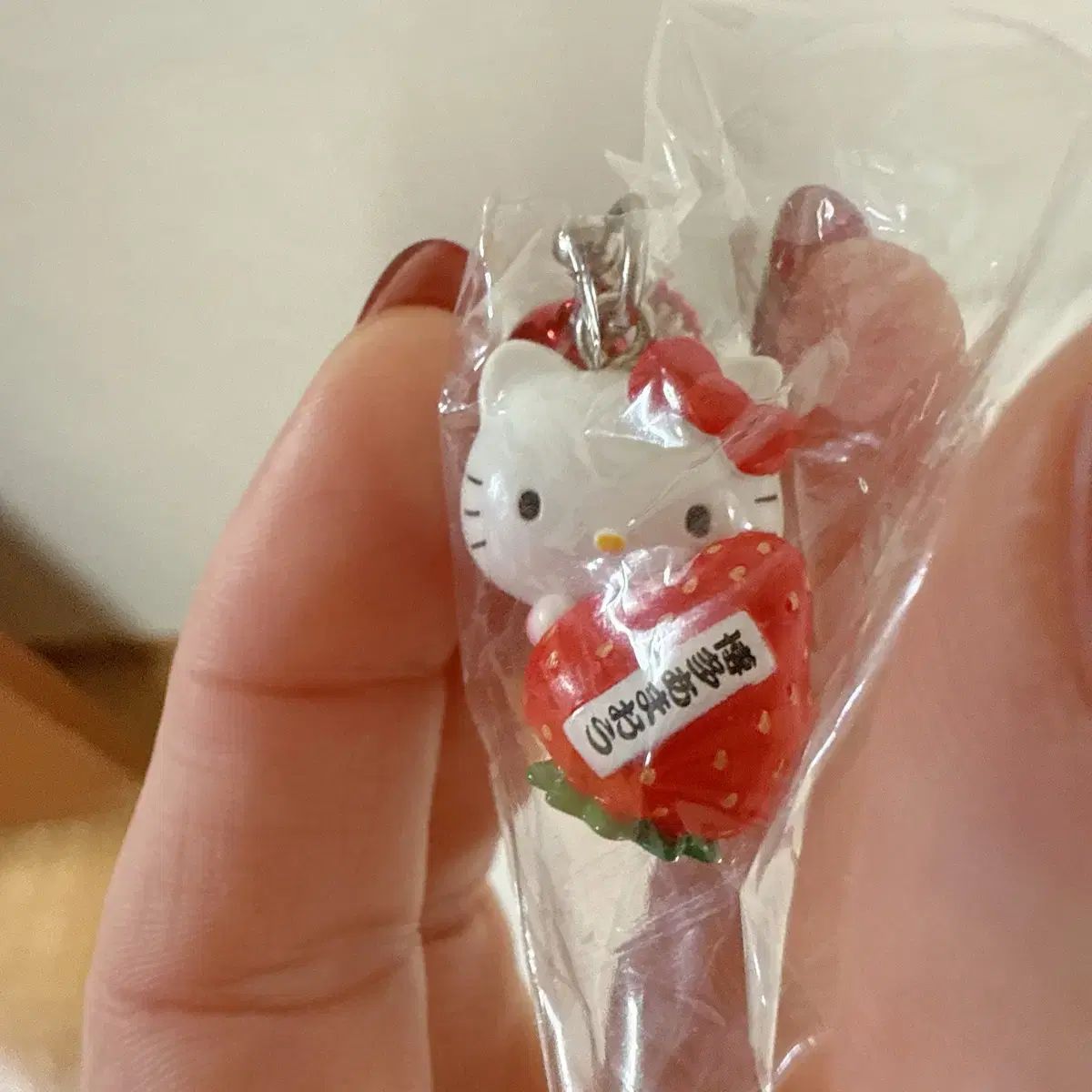 No.419 福岡限定 ハローキティ いちご　あまおう　ストラップ 平成レトロ No.419 福岡限定 ハローキティ いちご あまおう ストラップ 平成レトロ