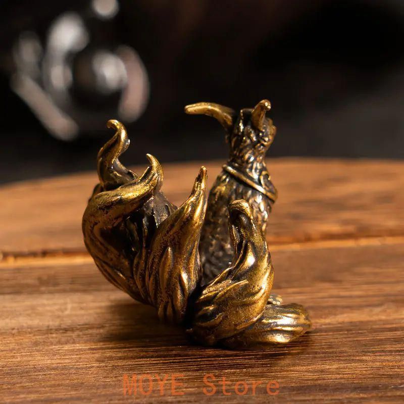 銅 細工 九尾狐 茶道茶寵 蓋置 装飾品 工芸品 置物 - メルカリ