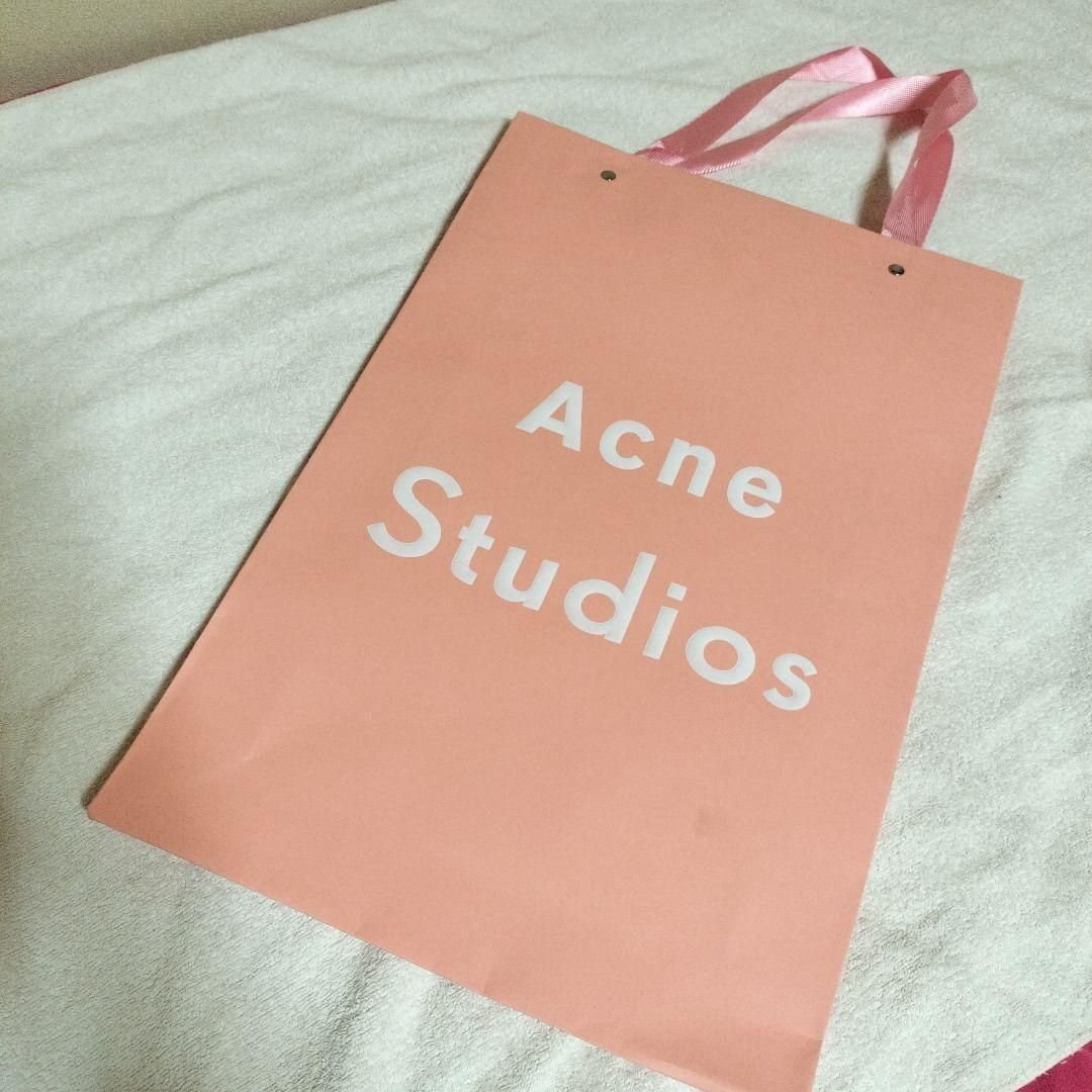 ストア 未使用 箱紙袋付き Acne Studios ピンク マフラー フリンジ