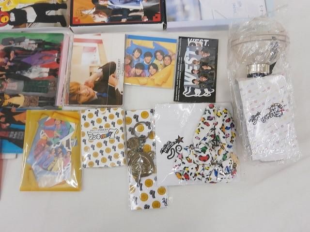 中古品 WEST. 桐山照史 グループグッズ 他 写真集 ペンライト クリア