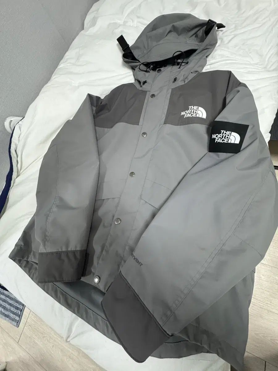 THE NORTH FACE ザノースフェイス NEO VAIDEN ジャケット 95 M グレー