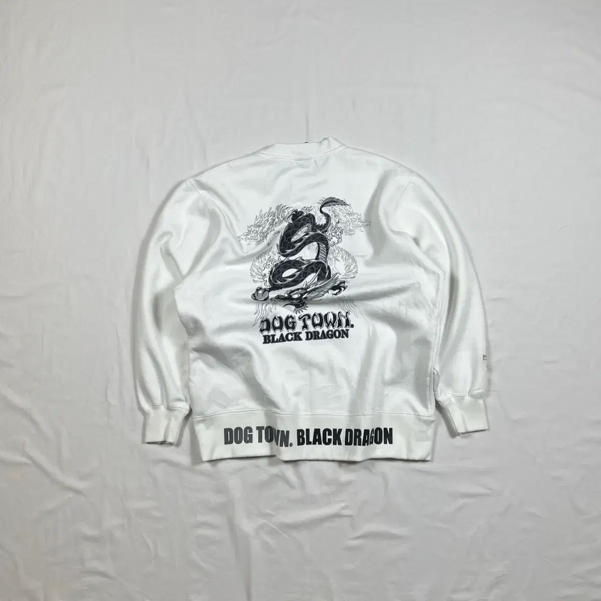 90s dogtown ブラックドラゴン プリント スウェット - メルカリ