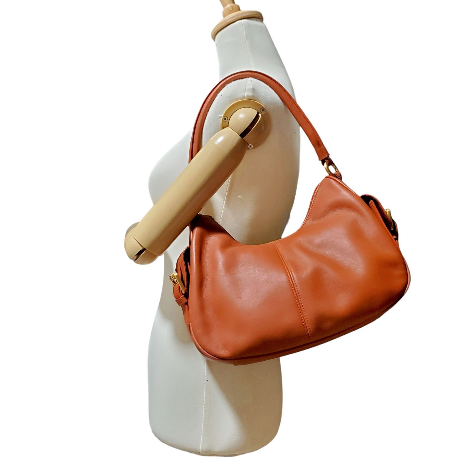 FURLA フルラ ワンショルダー ハンドバッグ ショルダーバッグ ホーボー 