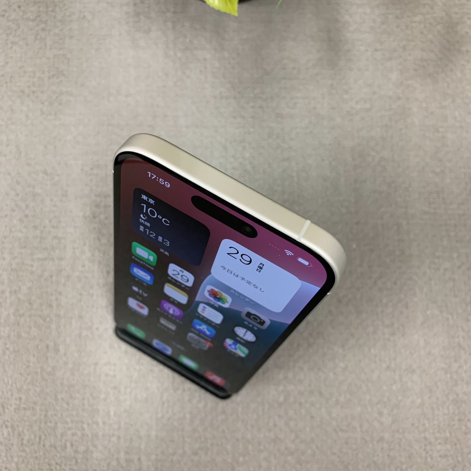 バッテリー 99% iPhone 16 128GB ホワイト 国内版SIMフリー送料無料