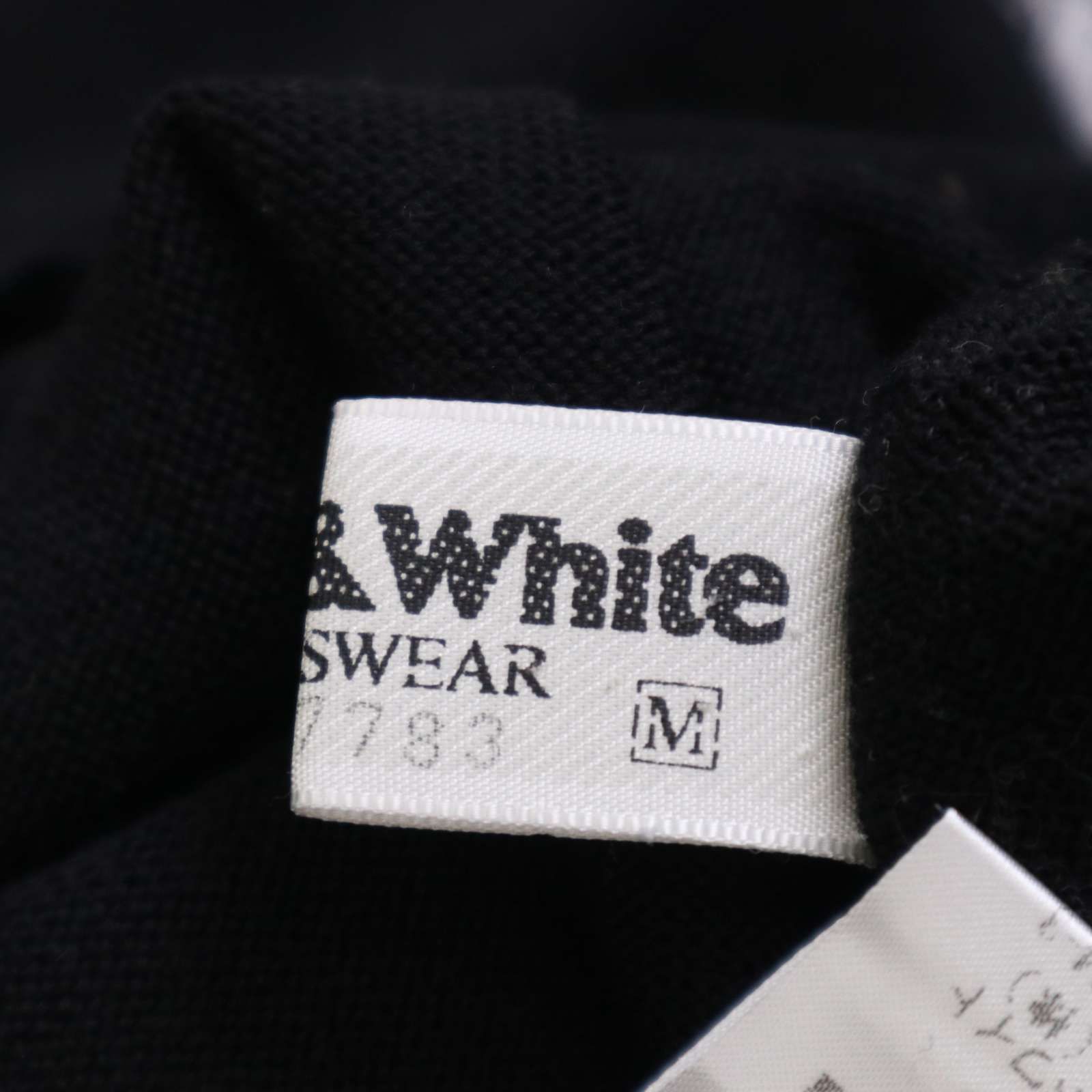 BLACK&WHITE ブラック＆ホワイト ゴルフ ウール100％☆ ロゴ刺繍 