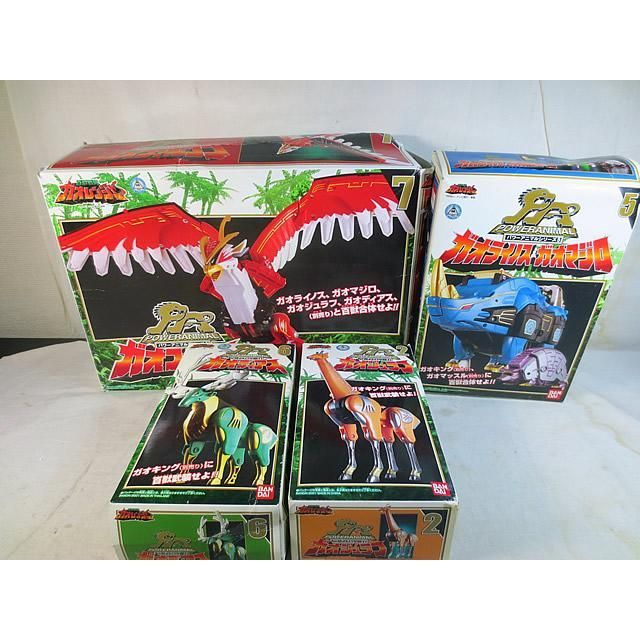 美品 バンダイ ガオレンジャー ガオライノス＆ガオマジロ ガオディアス