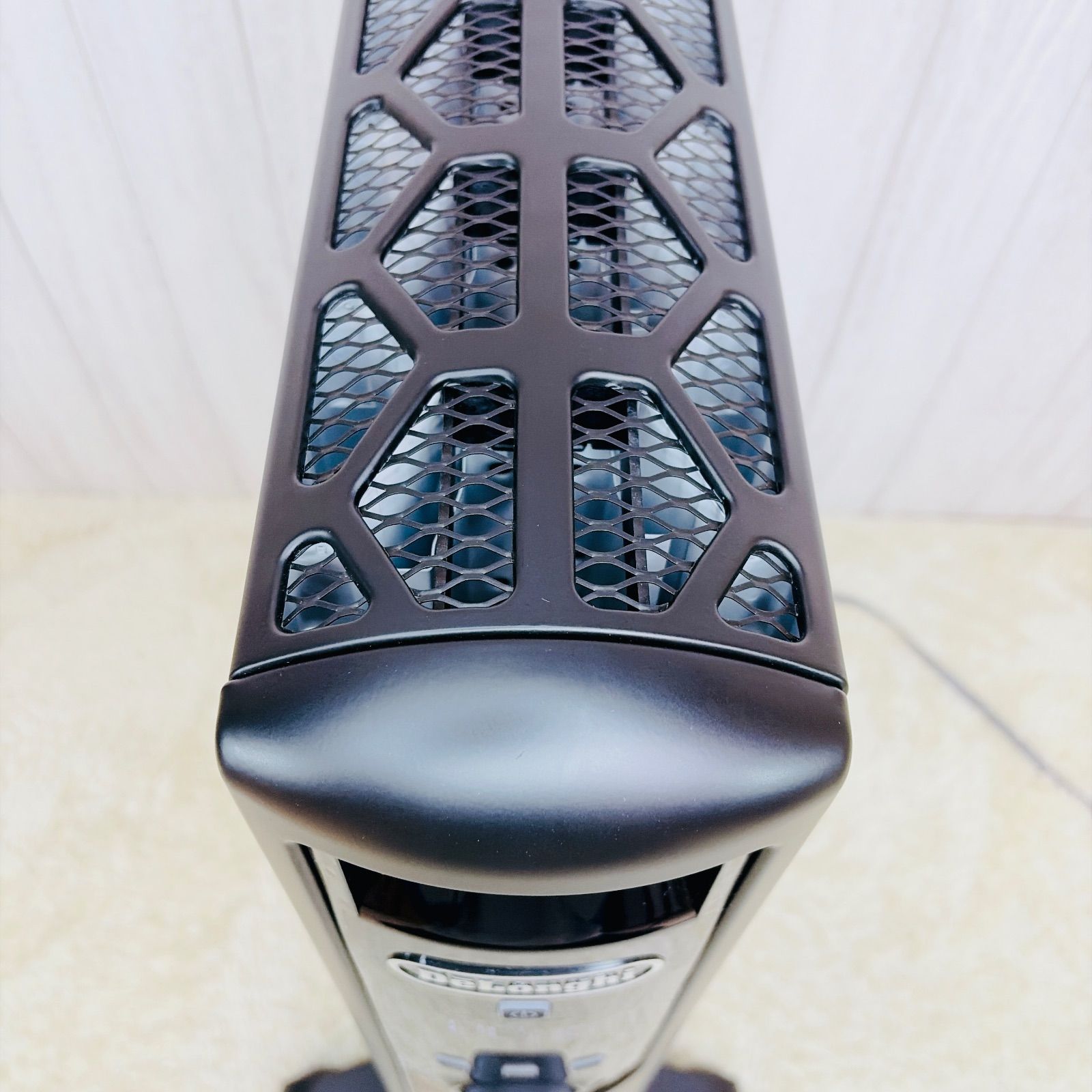 U*o様 【美品】デロンギ 上位モデル MDHU15-BK マルチダイナミックヒ 美品】デロンギ 上位モデル MDHU15-BK マルチダイナミックヒーター