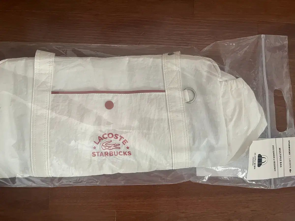 ★新品未使用◆韓国スターバックス×ラコステ◆コラボバッグ◆アイボリー Starbucks Korea 2025 MULTIPLE BAG LACOSTE SUMMER e-FREQUENCY LIGHT