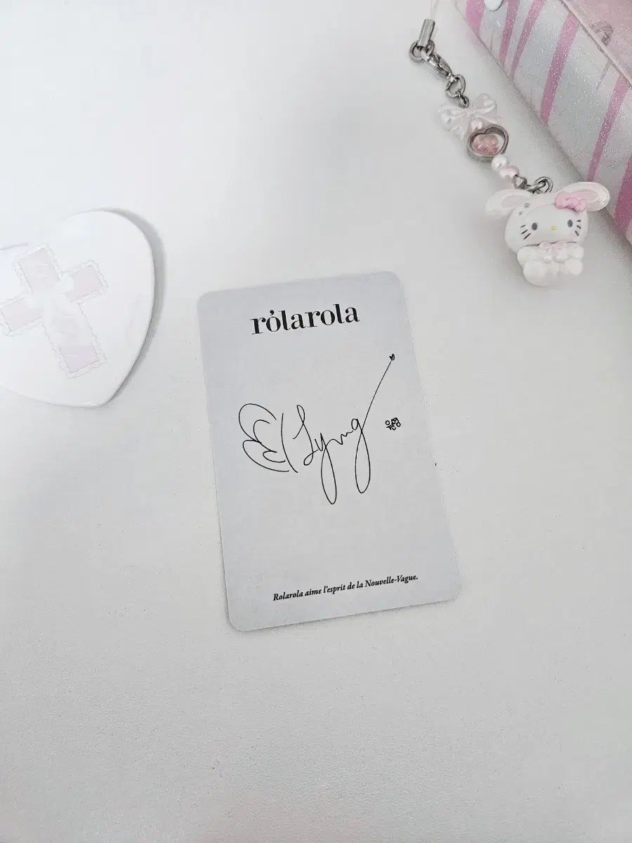 IVE ウォニョン(WONYOUNG・チャンウォニョン) ROLAROLA ロラロラ